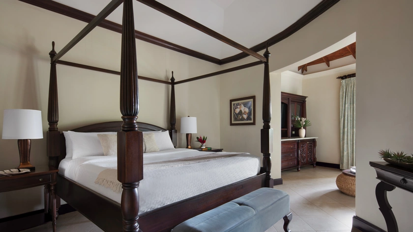 Palm Grove Penthouse One Bedroom Butler Suite