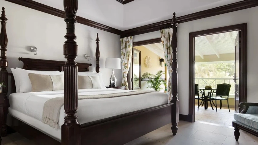 Crystal Lagoon Honeymoon Oceanview Butler Suite
