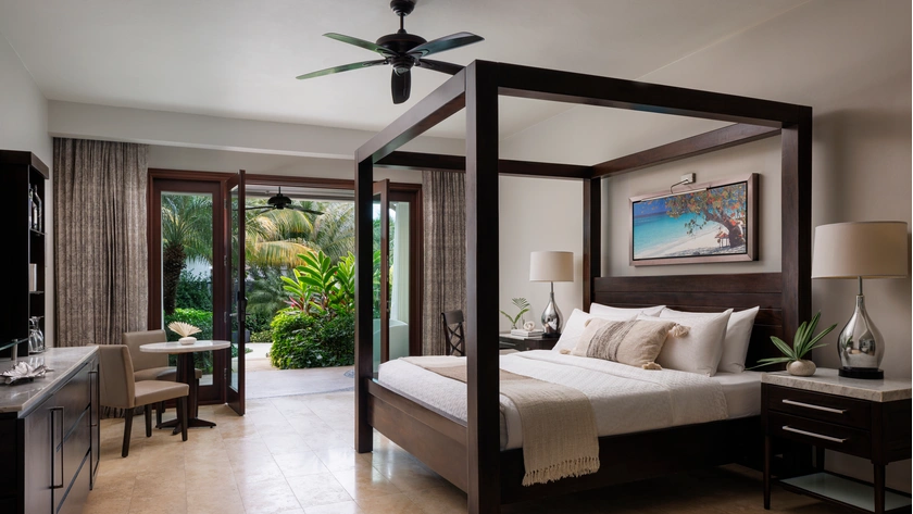 Romeo & Juliet Walkout Butlery Suite with Patio Tranquillity Soaking Tub