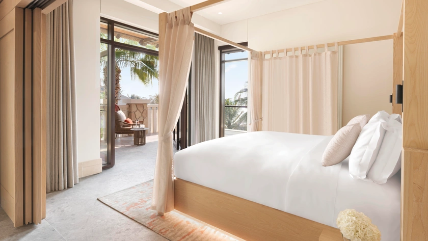 Signature Palm Suite Resort View