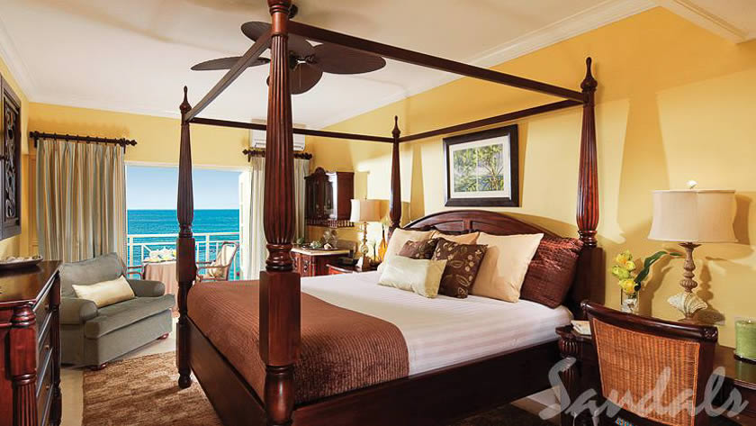 Riviera Honeymoon Beachfront Club Room
