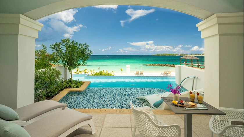 East Bay Beachfront Swim-Up Butler Suite Terrace