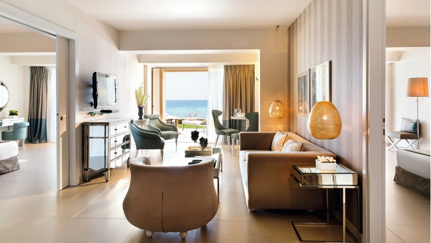 Two Bedroom Family Suite Beach Front