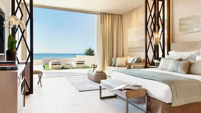 Deluxe Junior Suite Private Garden Beach Front