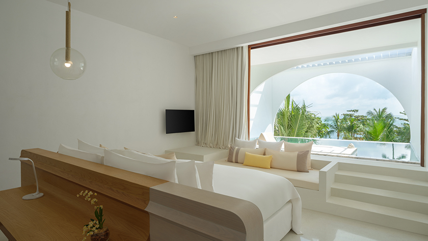 Oceanfront Balcony Pool Suite