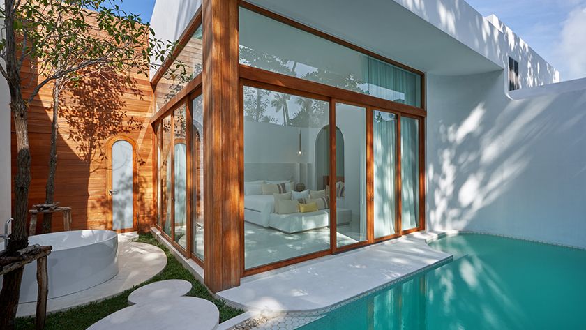 Oceanfront Sala Pool Villa