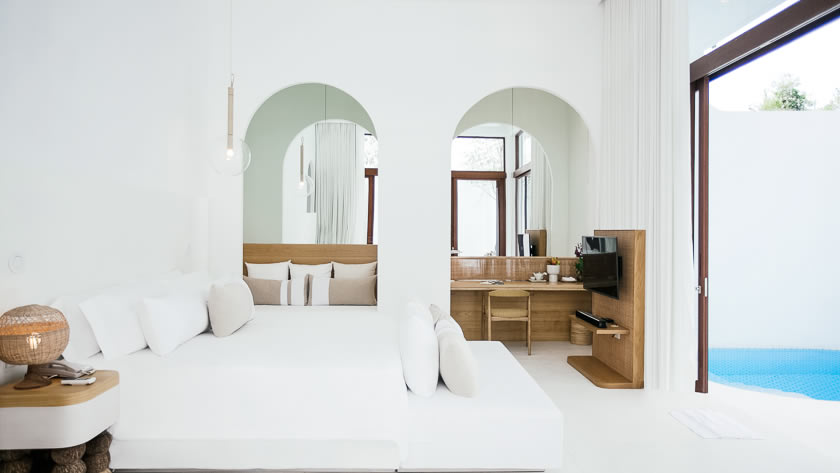 Oceanfront Sala Pool Villa Bedroom