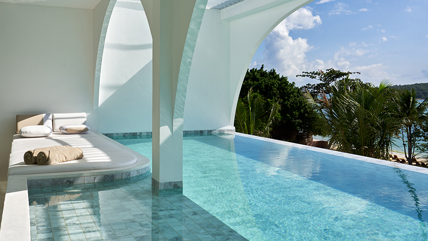 Oceanfront One Bedroom Pool Suite