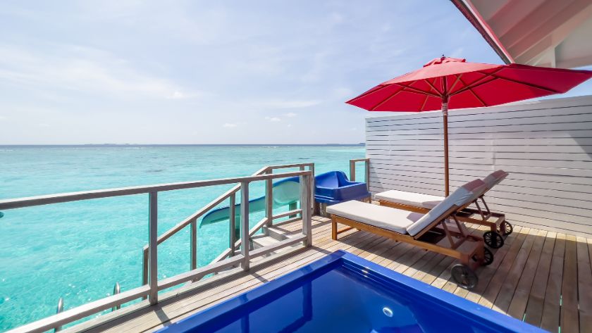 Water Villa with Pool Outdoor Deck