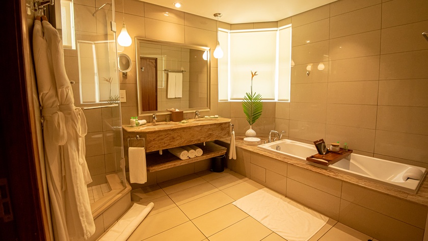 Superior Suite Bathroom