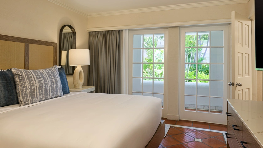 One Bedroom Suite Garden View with Plunge Pool