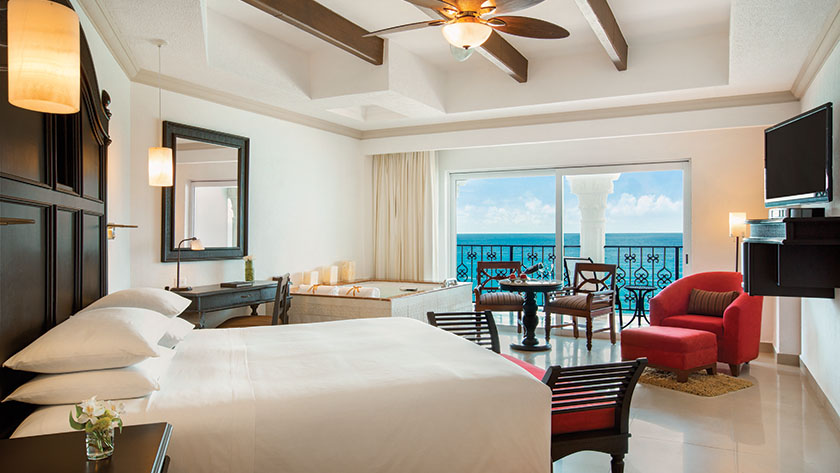 Premium Oceanfront Junior Suite