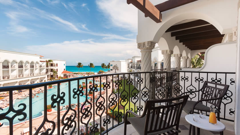 Royal Junior Suite Ocean Balcony View