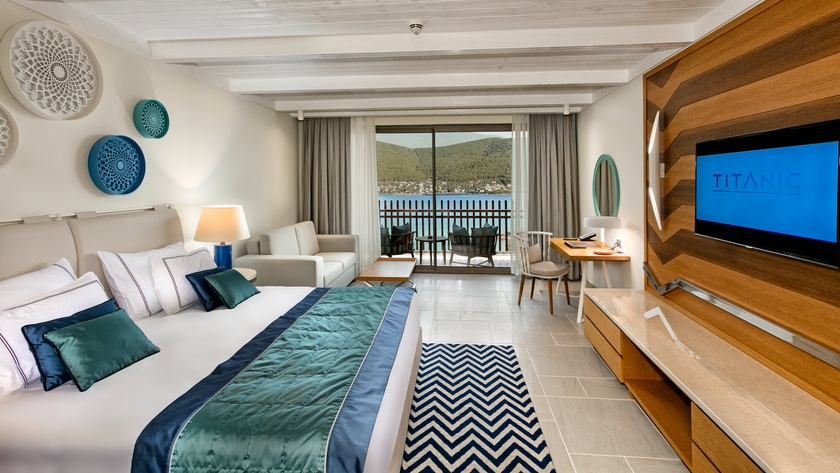 Standard Sea View Room