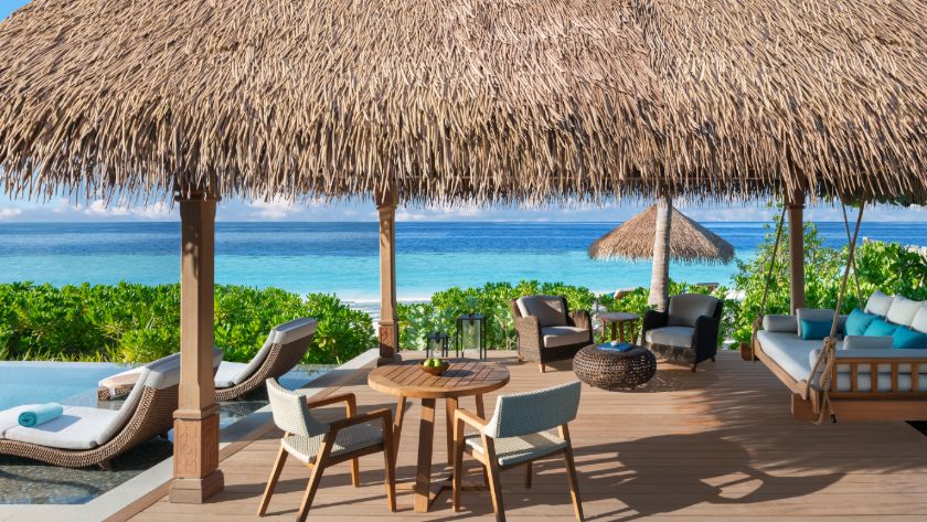 Beach Villa with Pool - Pavillion