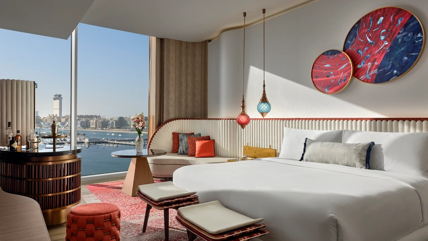 Spectacular Room